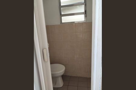 Banheiro de casa à venda com 2 quartos, 135m² em Jardim D’abril, Osasco