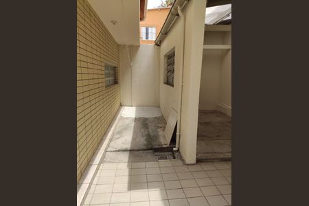 Casa à venda com 135m², 2 quartos e 2 vagasÁrea externa