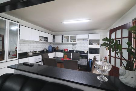 Casa à venda com 186m², 2 quartos e 2 vagascozinha 2