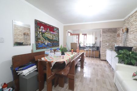 Casa à venda com 186m², 2 quartos e 2 vagascozinha