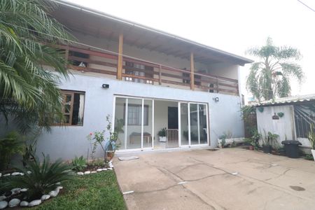 Casa à venda com 186m², 2 quartos e 2 vagasFachada
