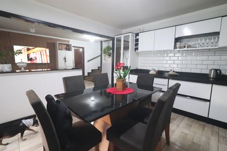 Casa à venda com 186m², 2 quartos e 2 vagascozinha 2