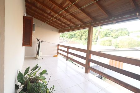 Casa à venda com 186m², 2 quartos e 2 vagasSacada