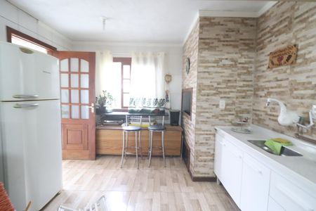Casa à venda com 186m², 2 quartos e 2 vagascozinha