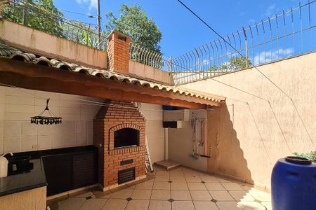 Casa à venda com 250m², 4 quartos e 6 vagasÁrea gourmet