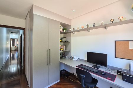 Casa à venda com 250m², 4 quartos e 6 vagasQuarto 3