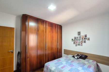 Casa à venda com 250m², 4 quartos e 6 vagasQuarto 2