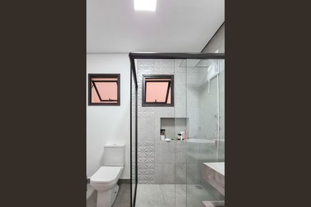 Casa à venda com 250m², 4 quartos e 6 vagasBanheiro Social