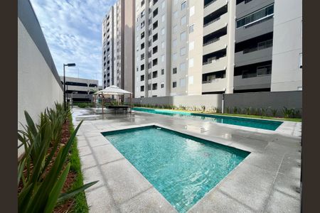 Apartamento para alugar com 62m², 3 quartos e 1 vagaÁrea comum - Piscina