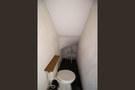 Casa à venda com 300m², 3 quartos e 2 vagasBanheiro de serviço
