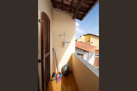 Casa à venda com 300m², 3 quartos e 2 vagasVaranda - Quarto 3 