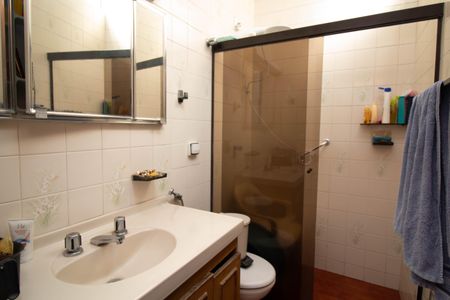 Casa à venda com 300m², 3 quartos e 2 vagas Banheiro 3 