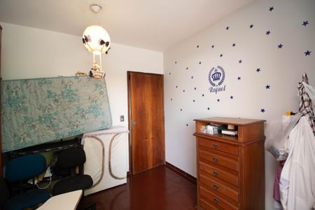 Casa à venda com 300m², 3 quartos e 2 vagasQuarto 2 