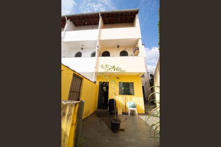 Casa à venda com 300m², 3 quartos e 2 vagasÁrea externa