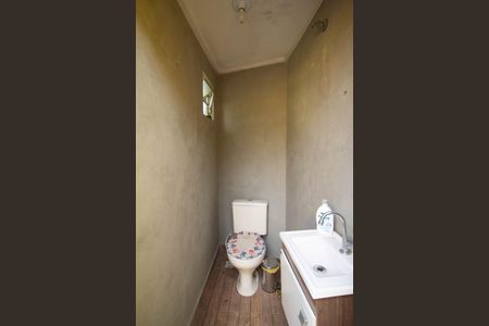 Casa à venda com 300m², 3 quartos e 2 vagasBanheiro  - Área gourmet