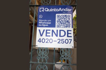 Casa à venda com 300m², 3 quartos e 2 vagasPlaca