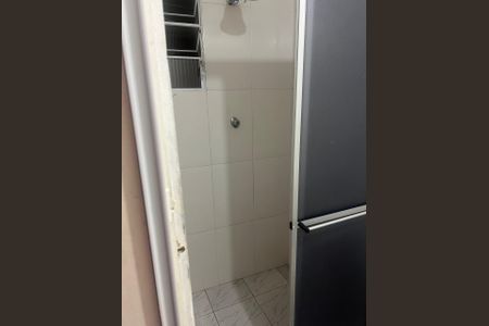 Banheiro  de casa para alugar com 2 quartos, 40m² em Vila Guarani (Zona Sul), São Paulo