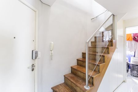 Apartamento para alugar com 100m², 2 quartos e 1 vagaEscada