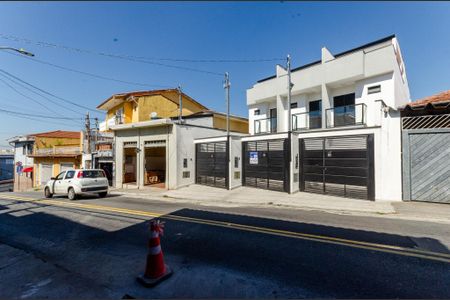Casa à venda com 168m², 3 quartos e 3 vagasFachada