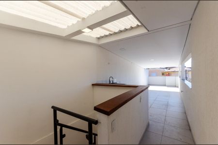 Casa à venda com 168m², 3 quartos e 3 vagasEscada