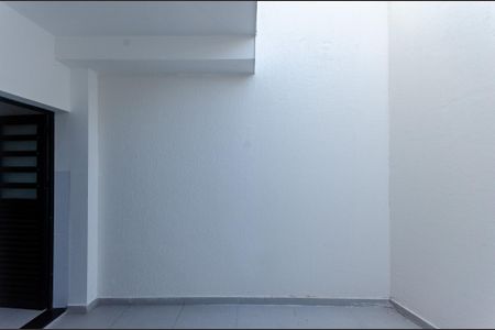 Casa à venda com 168m², 3 quartos e 3 vagasQuintal dos fundos