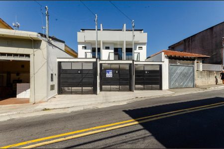Casa à venda com 168m², 3 quartos e 3 vagasFachada