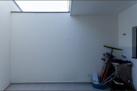 Casa à venda com 168m², 3 quartos e 3 vagasQuintal dos fundos