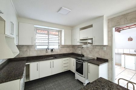 Casa à venda com 150m², 2 quartos e 3 vagasCozinha