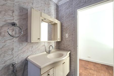 Casa à venda com 150m², 2 quartos e 3 vagasBanheiro Social