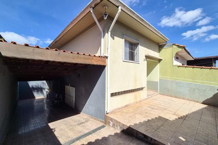 Casa à venda com 150m², 2 quartos e 3 vagasGaragem