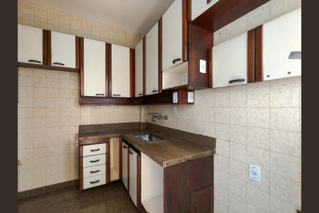 Apartamento para alugar com 98m², 3 quartos e 2 vagasCozinha