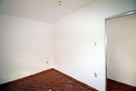 Casa para alugar com 2 quartos, 55m² em Vigário Geral, Rio de Janeiro