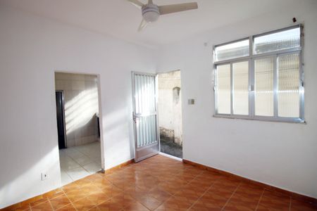 Casa para alugar com 2 quartos, 55m² em Vigário Geral, Rio de Janeiro