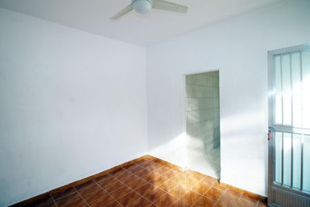 Casa para alugar com 2 quartos, 55m² em Vigário Geral, Rio de Janeiro