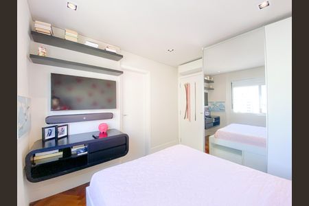 Apartamento à venda com 192m², 4 quartos e 4 vagas Apartamento à venda com 192m², 4 quartos e 4 vagasSuíte 2