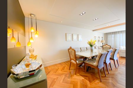 Sala de apartamento à venda com 4 quartos, 192m² em Perdizes, São Paulo