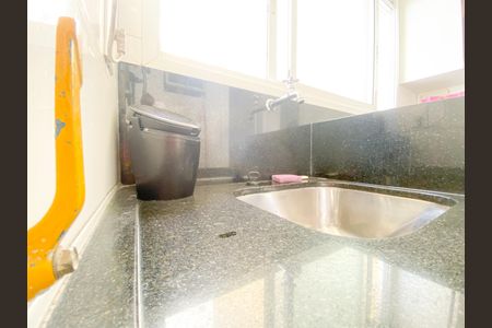 Apartamento à venda com 192m², 4 quartos e 4 vagas Apartamento à venda com 192m², 4 quartos e 4 vagasÁrea de Serviço