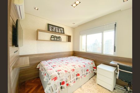 Apartamento à venda com 192m², 4 quartos e 4 vagas Apartamento à venda com 192m², 4 quartos e 4 vagasSuíte 4