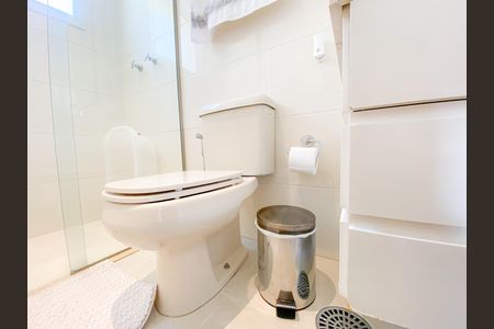 Apartamento à venda com 192m², 4 quartos e 4 vagas Apartamento à venda com 192m², 4 quartos e 4 vagasBanheiro Suíte 3