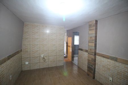 Sala de casa para alugar com 2 quartos, 47m² em Palhada, Nova Iguaçu