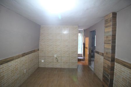 Casa para alugar com 47m², 2 quartos e sem vagaSala