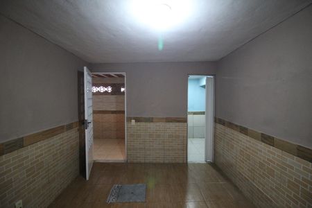Sala de casa para alugar com 2 quartos, 47m² em Palhada, Nova Iguaçu
