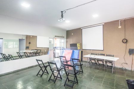 Casa para alugar com 158m², 3 quartos e 1 vagaÁrea comum - Salão de festas