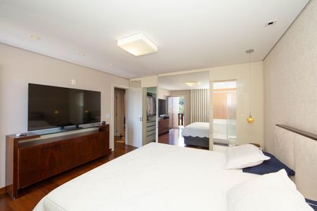 Apartamento à venda com 650m², 5 quartos e 4 vagasQUARTO5