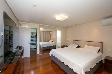 Apartamento à venda com 650m², 5 quartos e 4 vagasQUARTO5