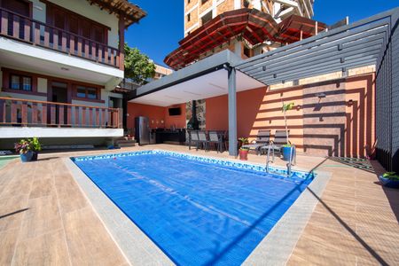 Apartamento à venda com 650m², 5 quartos e 4 vagasAREA EXTERNA