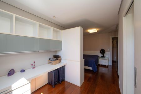 Apartamento à venda com 650m², 5 quartos e 4 vagasQUARTO2