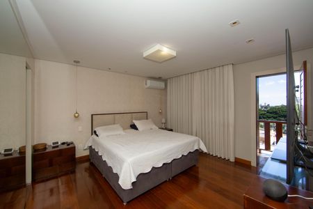 Apartamento à venda com 650m², 5 quartos e 4 vagasQUARTO5