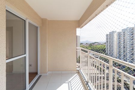 Sacada de apartamento para alugar com 2 quartos, 50m² em Jardim Roberto, Osasco