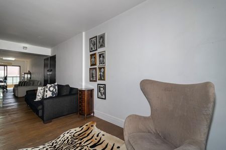 Sala 1 de apartamento para alugar com 3 quartos, 146m² em Vila Olímpia, São Paulo